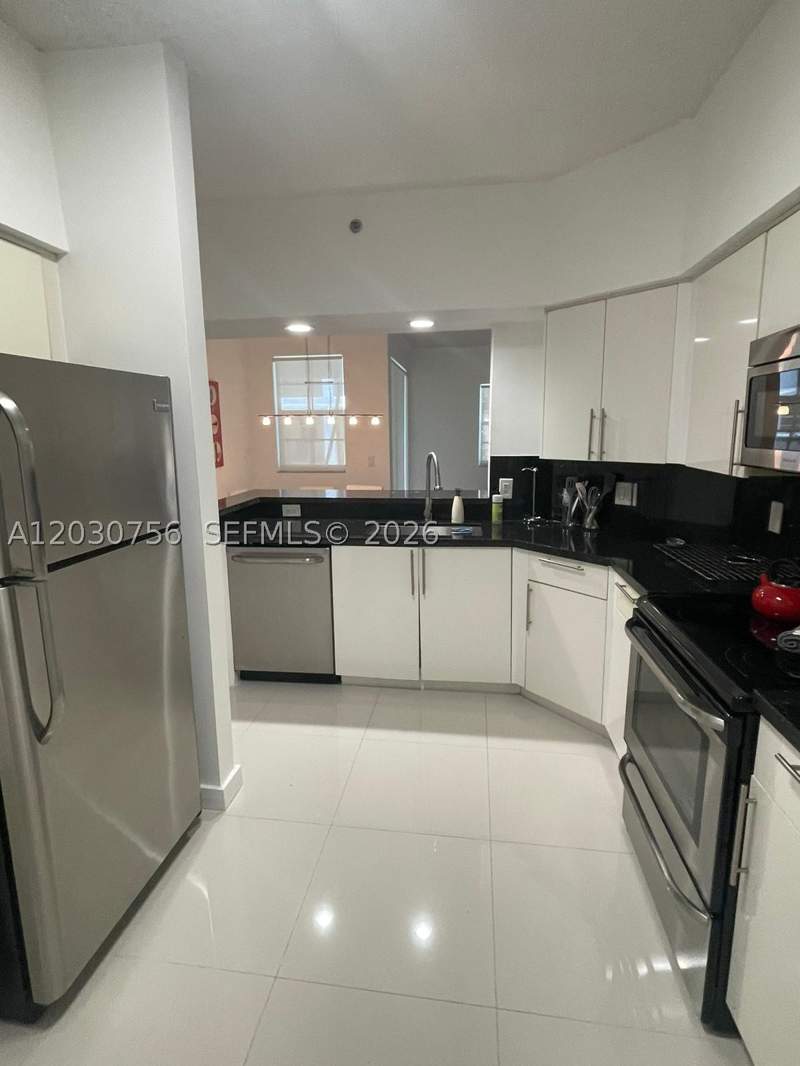 1 bedroom Condominium at 3255 NE 184th St 12114, Village By The Bay Condo, Aventura — photo 4