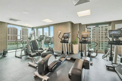 950 Brickell Bay Dr 4504, Miami FL - photo 22 of 28