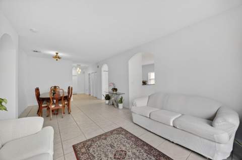 14215 SW 156th Avenue N, Miami FL - photo 10 of 47