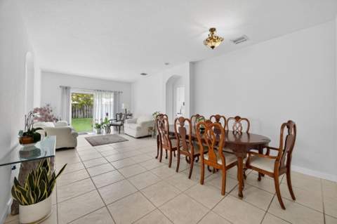 14215 SW 156th Avenue N, Miami FL - photo 6 of 47