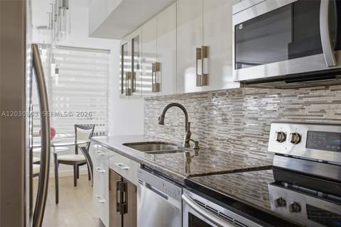 231 174th St 901, Sunny Isles Beach FL - photo 8 of 23