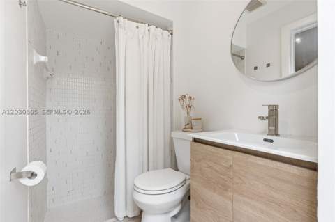19040 S Saint Andrews Dr, Hialeah FL - photo 13 of 23
