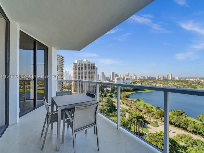2 bedroom Condominium at 20281 E Country Club Dr 1609, Hamptons West Condo, Aventura — photo 3