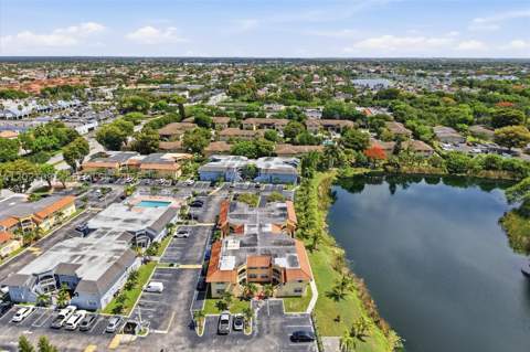 15635 SW 74th Cir Dr 11, Miami FL - photo 11 of 39