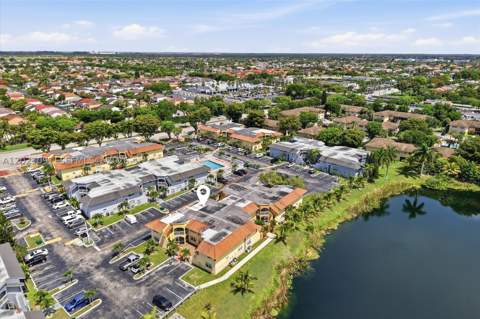 15635 SW 74th Cir Dr 11, Miami FL - photo 12 of 39