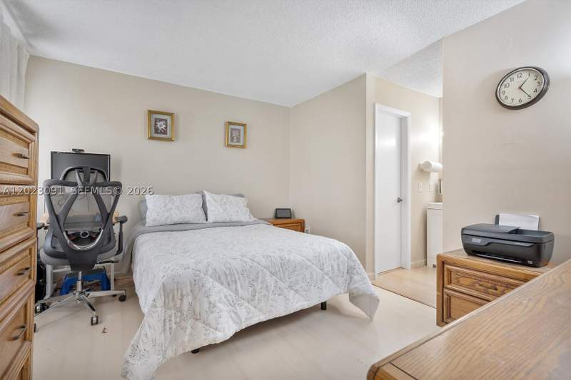 1 bedroom Condominium at 15635 SW 74th Cir Dr 11, The Fountains II Condo, Miami — photo 5
