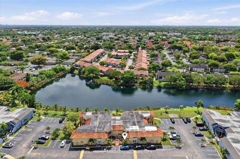 15635 SW 74th Cir Dr 11, Miami FL - photo 9 of 39