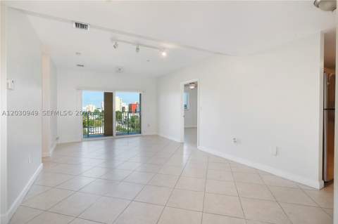 2280 SW 32nd Ave 605, Miami FL - photo 16 of 17