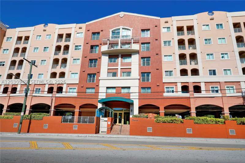 2 bedroom Condominium at 2280 SW 32nd Ave 605, Shamrock By The Gables Co, Miami — photo 2