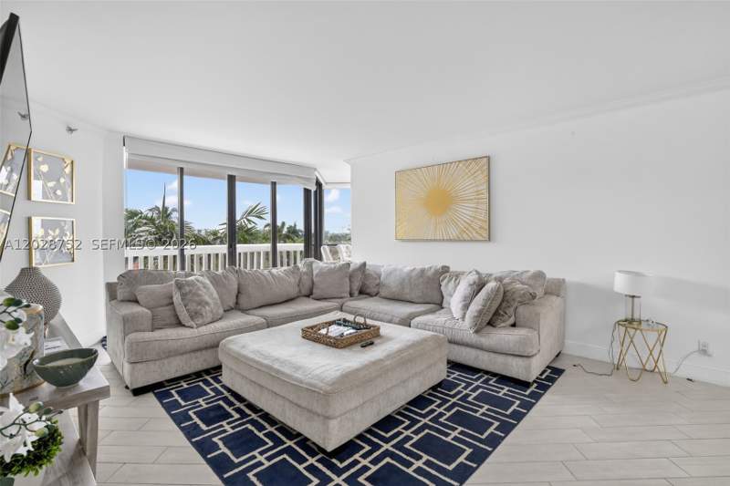 3 bedroom Condominium at 1000 Island Blvd 503, 1000 ISL BLVD WILLIAMS IS, Aventura — photo 1