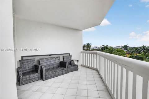 1000 Island Blvd 503, Aventura FL - photo 17 of 36