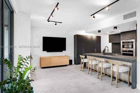 5875 Collins Ave 501, Miami Beach FL - photo 11 of 38