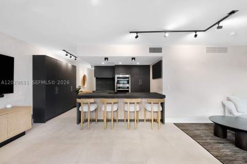 5875 Collins Ave 501, Miami Beach FL - photo 7 of 38