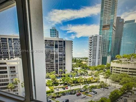 1420 Brickell Bay Dr 1107C, Miami FL - photo 6 of 19