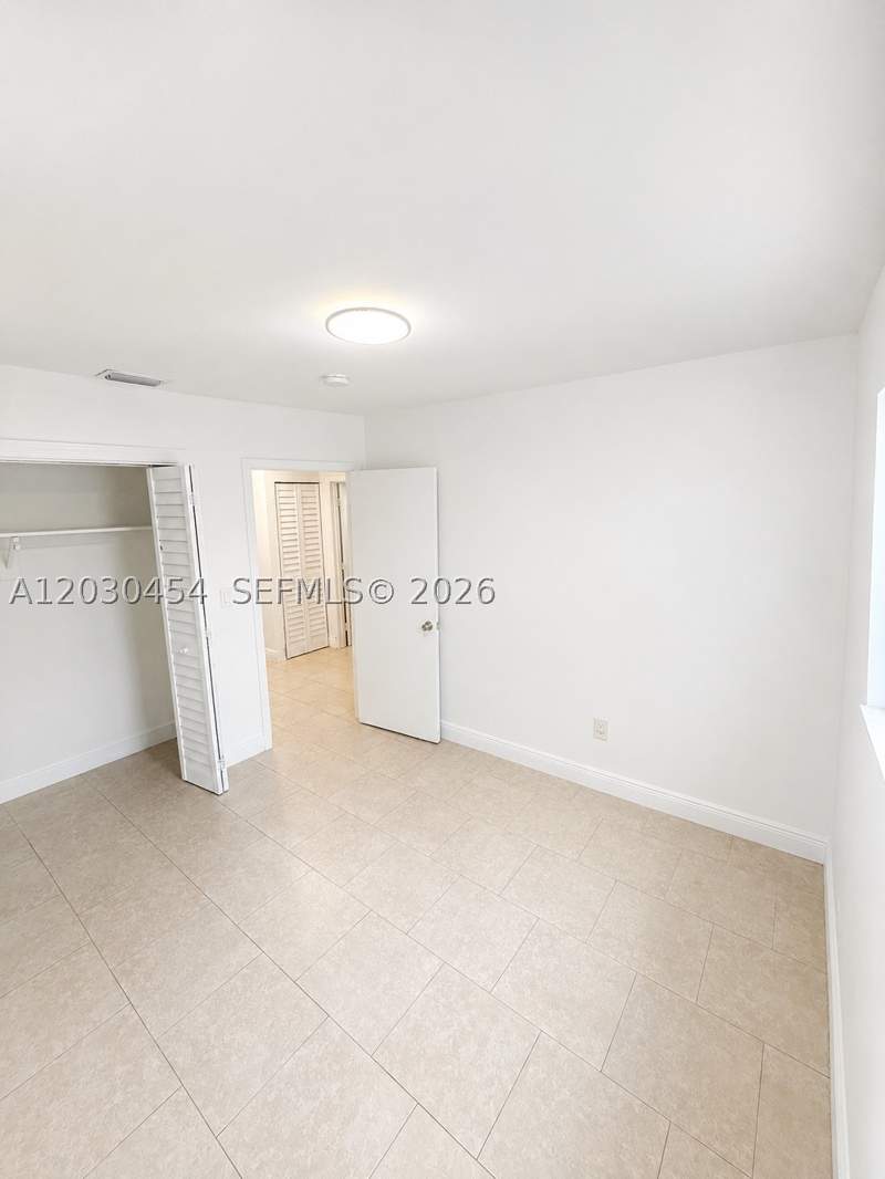 4 bedroom SingleFamilyResidence at 20600 SW 118th Pl, South Miami Heights Addn, Miami — photo 5