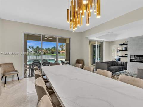 8052 NW 161st Ter, Miami Lakes FL - photo 8 of 49