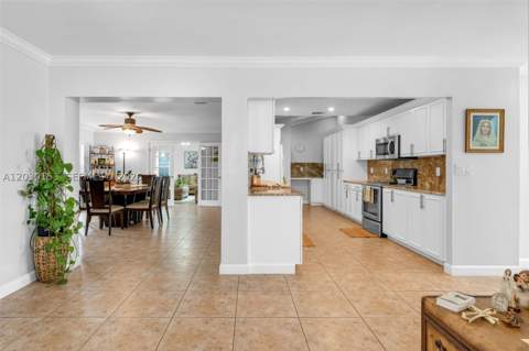 11375 SW 113th Ter, Miami FL - photo 6 of 47