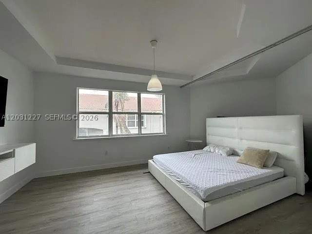 3 bedroom SingleFamilyResidence at 8042 NW 114th Pl, Doral Isles North Sec Two, Doral — photo 5