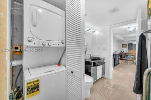 2000 Towerside Ter 908, Miami FL - photo 16 of 44