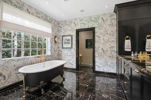 1255 NE 99th St, Miami Shores FL - photo 17 of 59