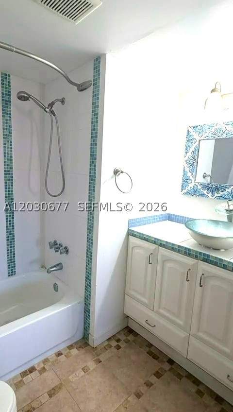 3545 NE 166th St 908, North Miami Beach FL - photo 11 of 26