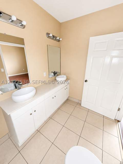 1827 NW 142nd Ln, Opa Locka FL - photo 8 of 12