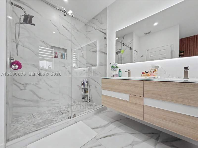 3 bedroom Townhouse at 10718 NW 76th Ln, Reserve At Doral East, Doral — photo 4