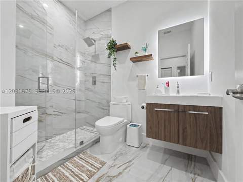 10718 NW 76th Ln, Doral FL - photo 8 of 36