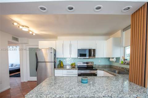 1801 S Treasure Dr 321, North Bay Village FL - photo 6 of 32