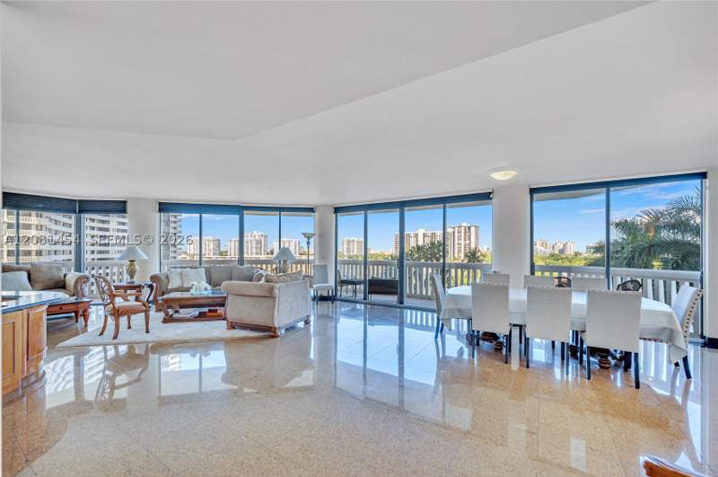 4 bedroom Condominium at 2000 Island Blvd 806, 2000 Isl Blvd Williams Is, Aventura — photo 2