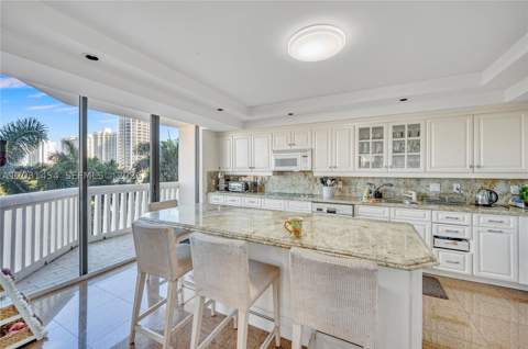 2000 Island Blvd 806, Aventura FL - photo 9 of 30