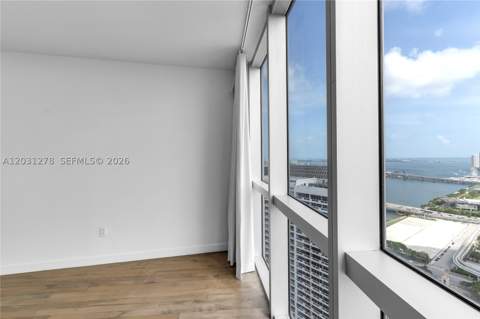 1750 N Bayshore Dr 4414, Miami FL - photo 11 of 37