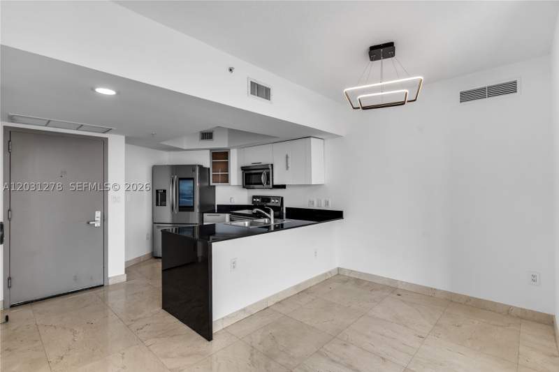 2 bedroom Condominium at 1750 N Bayshore Dr 4414, Opera Tower Condo, Miami — photo 3