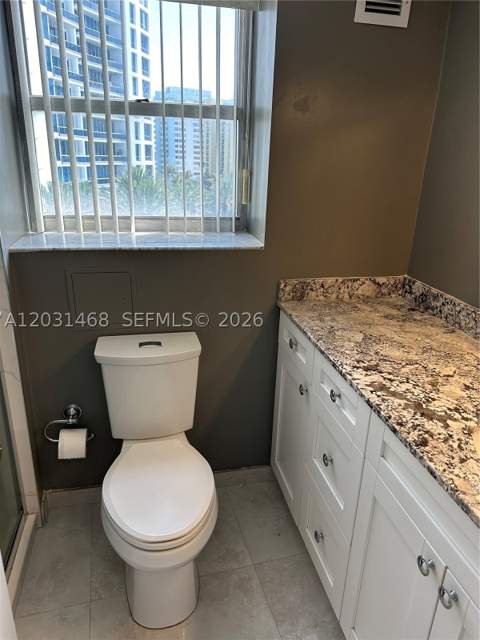 6039 Collins Ave 728, Miami Beach FL - photo 10 of 42