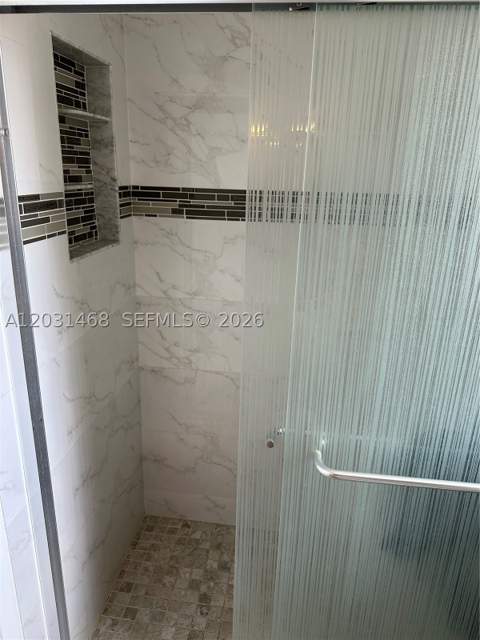 6039 Collins Ave 728, Miami Beach FL - photo 11 of 42