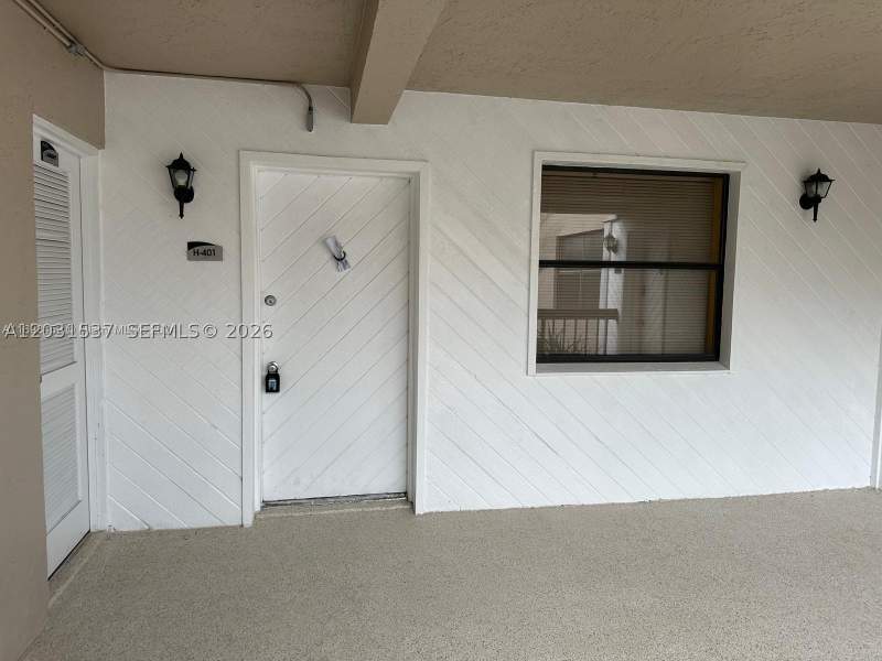 2 bedroom Condominium at 601 Ives Dairy Rd 401-8, Summertree Vilg Calif Cl, Miami — photo 4