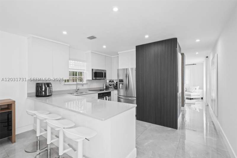 3 bedroom SingleFamilyResidence at 2752 SW 11th St, Webster Terr, Miami — photo 5