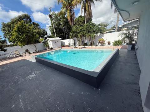 10030 SW 213th Ter, Cutler Bay FL - photo 22 of 28