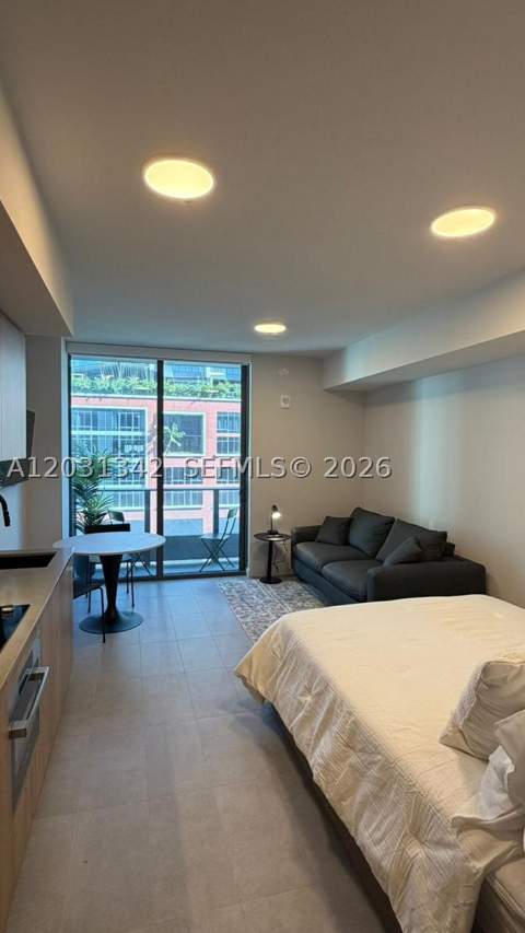 121 NE 5th St 1012A, Miami FL - photo 9 of 27
