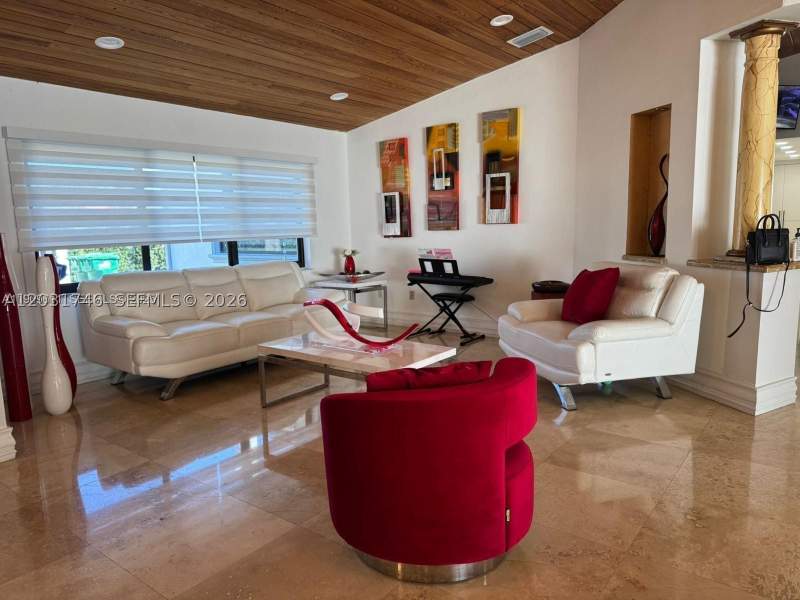 4 bedroom SingleFamilyResidence at 3690 SW 139th Ave, J G Heads Farms, Miami — photo 2