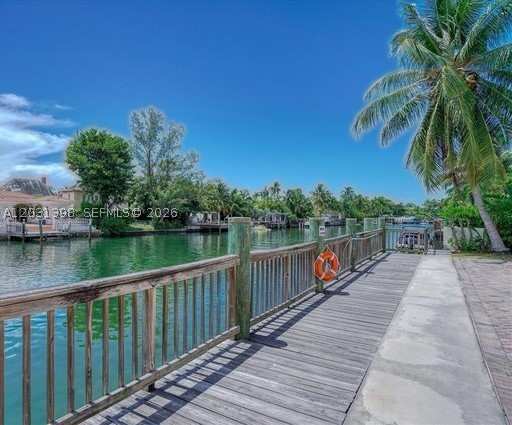 1 bedroom Condominium at 4011 N Meridian Ave 35, The Castille Condo, Miami Beach — photo 1