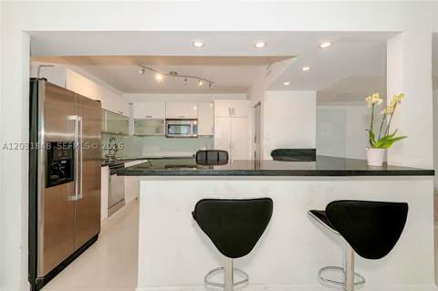 900 Bay Dr 122, Miami Beach FL - photo 8 of 41