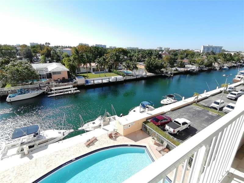 1 bedroom Condominium at 2020 NE 135th St 506, Keystone Towers Condo, North Miami — photo 1