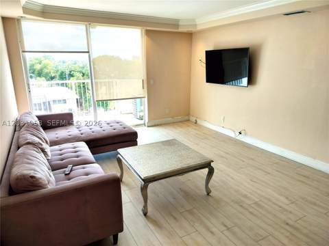 2020 NE 135th St 506, North Miami FL - photo 11 of 30
