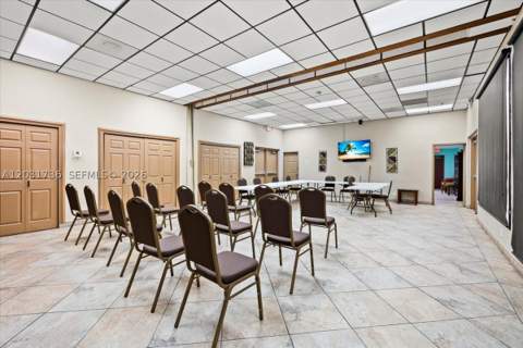 3101 N Country Club Dr 209, Aventura FL - photo 20 of 33