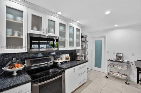 13463 SW 66th Ter, Miami FL - photo 18 of 65