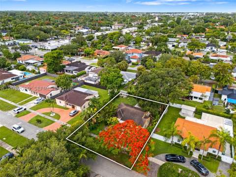 3900 SW 59th Ave, Miami FL - photo 8 of 12