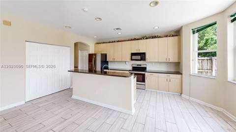1730 SE 20th Ter, Homestead FL - photo 13 of 94
