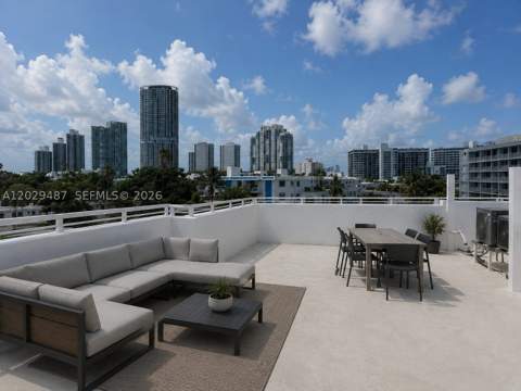945 Michigan Ave 5, Miami Beach FL - photo 14 of 23