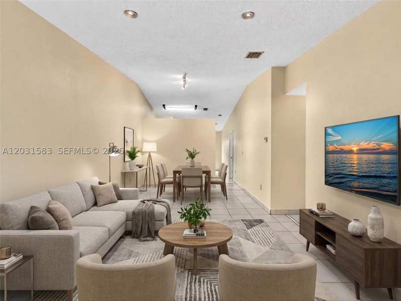 2 bedroom Townhouse at 10828 SW 72nd St 205, Sunset Condor Ph I, Miami — photo 4